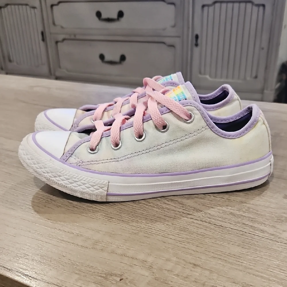 Converse Chuck Taylor Tie dye lo Kids Sneakers size 1.5
